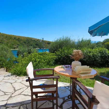 Apartment Spiros Saint Stephanos Agios Stefanos (Thinali)